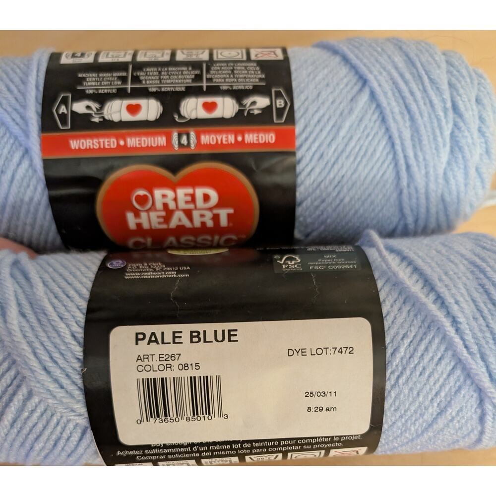 🦃 Red Heart 0815 Pale Blue Yarn Lot - Picture 3 of 4